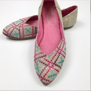 Toms Embroidered Jutti pointed toe flat